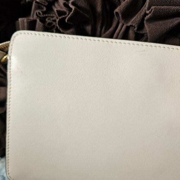 Coach Signature Chain Crossbody Bag Purse In Chalk Leather - Picture 4 of 7